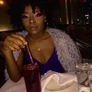 Meet your Posher, Leah